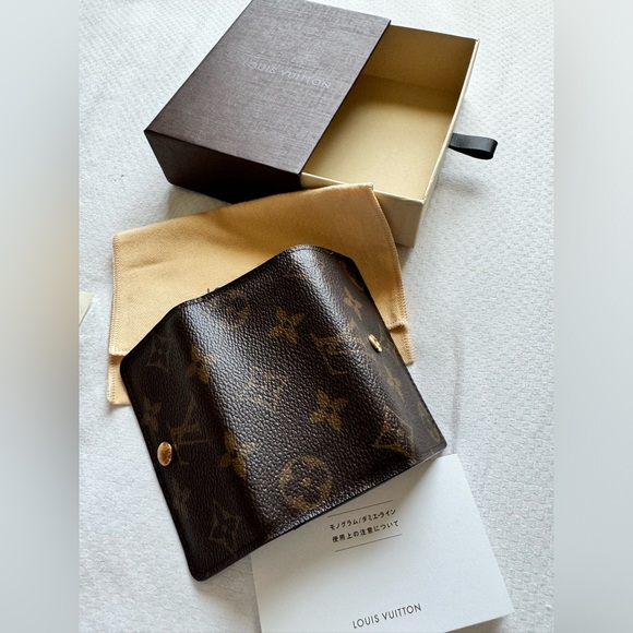 🥰Louis Vuitton Key Case - Picture 6 of 17